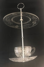 Load image into Gallery viewer, Hanging Bird Feeder (025BF)